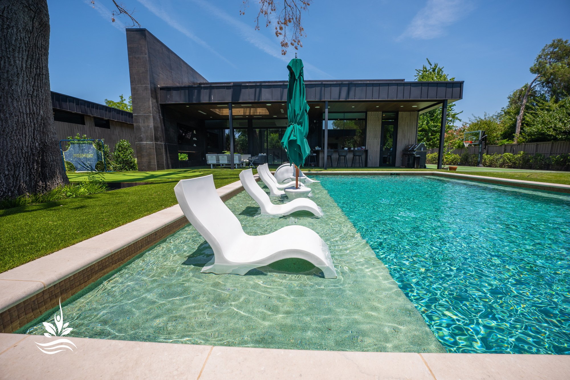 Modern Swimming Pool Design, Selah Pools Dallas Texas